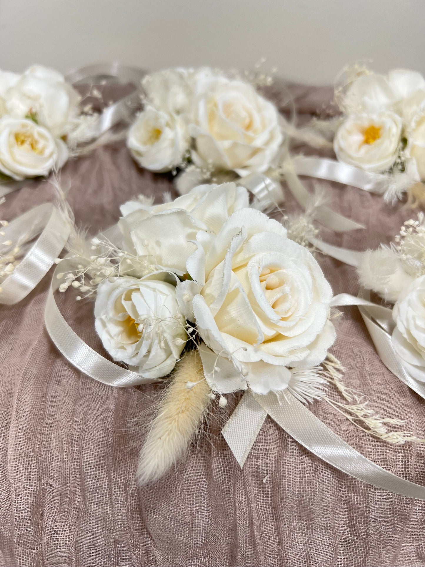 Wedding Corsage White Boho Wedding Wrist Corsage Bridesmaids Decor Corsage Ivory Corsage Prom Artificial Flowers Baby Breath