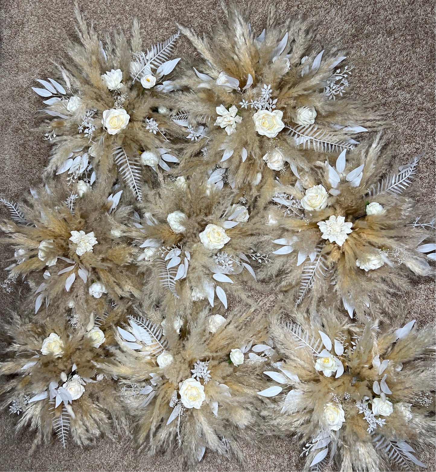 Wedding White Centerpiece Boho Pampas Grass Centerpiece Table Flower Ball Barrel Decor Wiskey Stand Ivory Artificial Flower