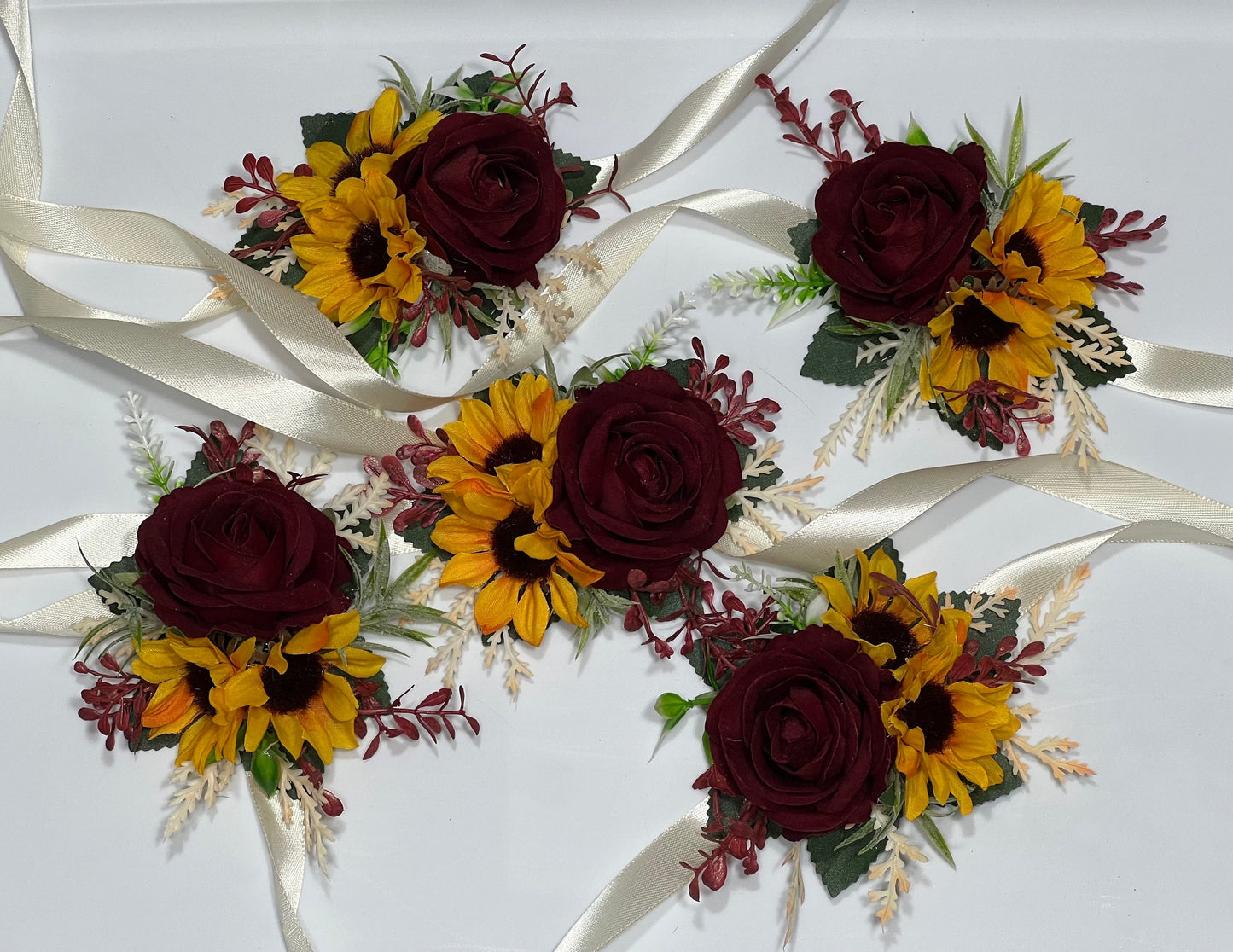 Sunflower Corsage Burgundy Wedding Boutonniere Sunflower Corsage Mom Bridesmaids Corsage Boutonnière Groom Sunflower Fall Artificial Flower