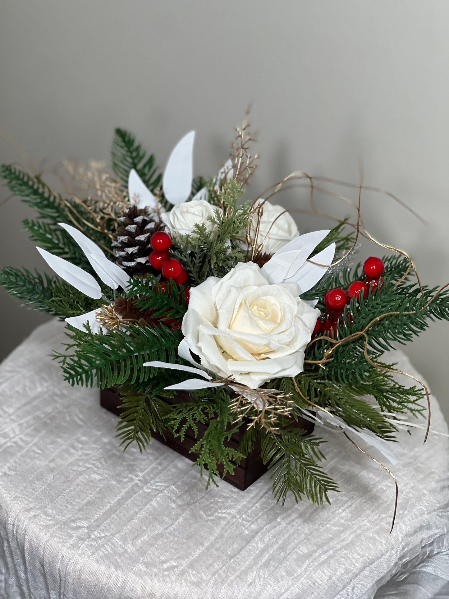 Christmas Centerpiece Decor Table Christmas Centerpiece Wedding White Table Centerpiece Silver Pine Cone with Wood Box Winter Gift Christmas