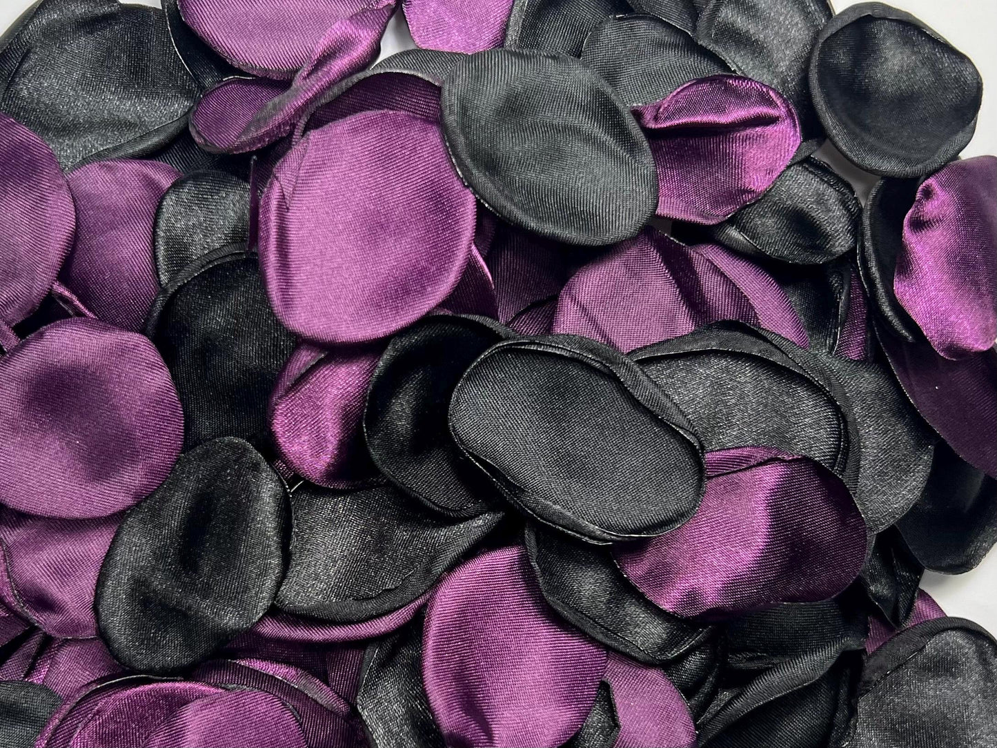 Black Purple Petals Wedding Decor Flower Girl Petals Black Wedding Aisle Decor Flower Petals Black Purple Dark Ceremony Decor Plum Confetti