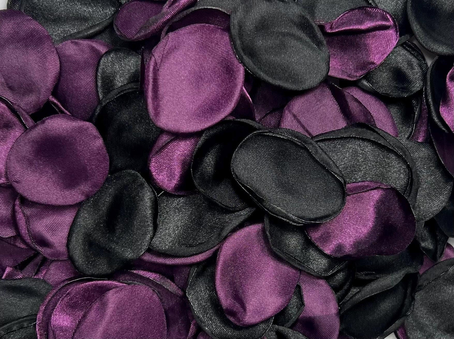 Black Purple Petals Wedding Decor Flower Girl Petals Black Wedding Aisle Decor Flower Petals Black Purple Dark Ceremony Decor Plum Confetti