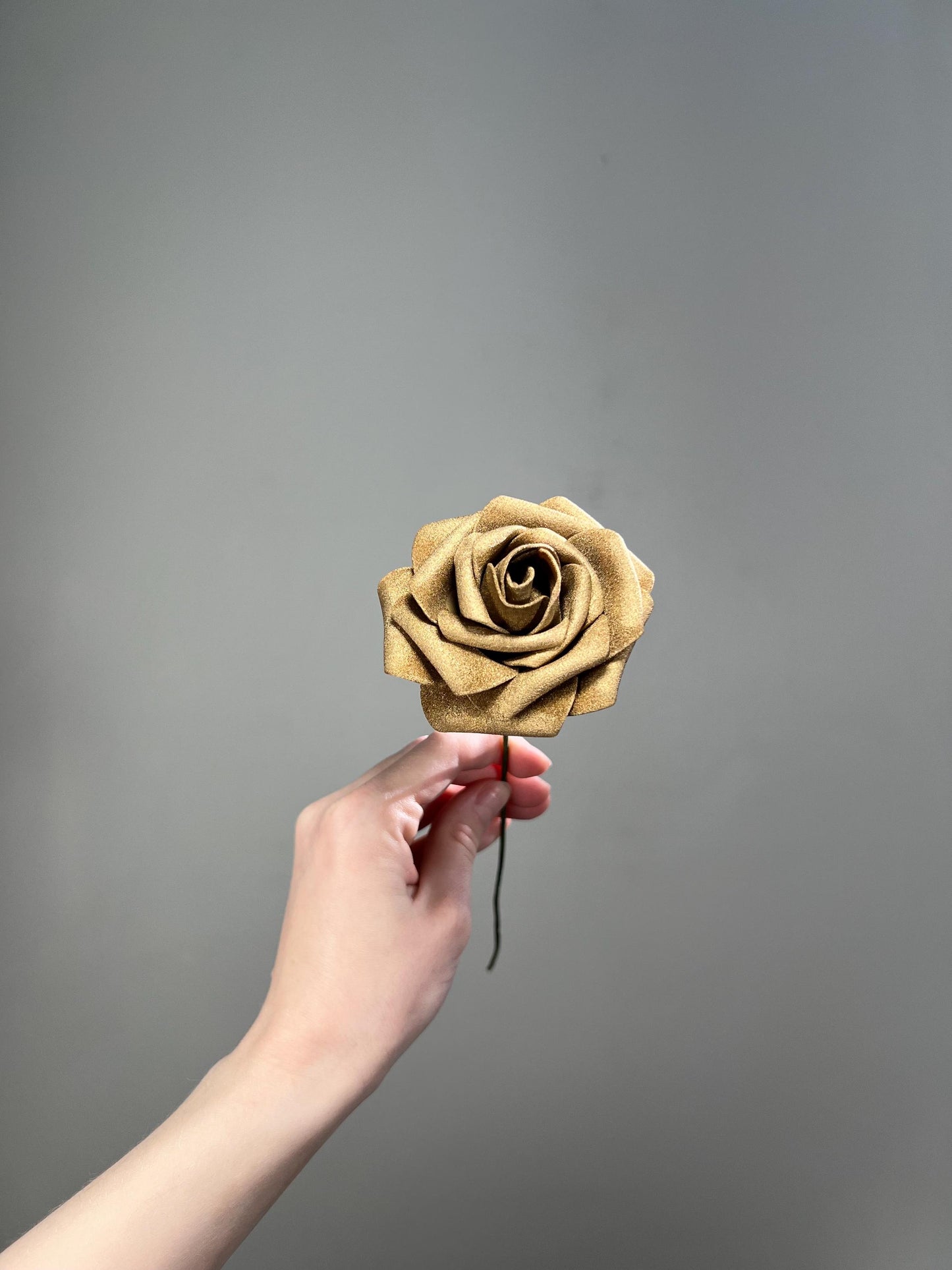 Gold Flower Head Wedding Decor Gold Small Flower Heads Artificial Wedding DIY Craft Supplies Wedding Gold Faux Flower Head Home Decor