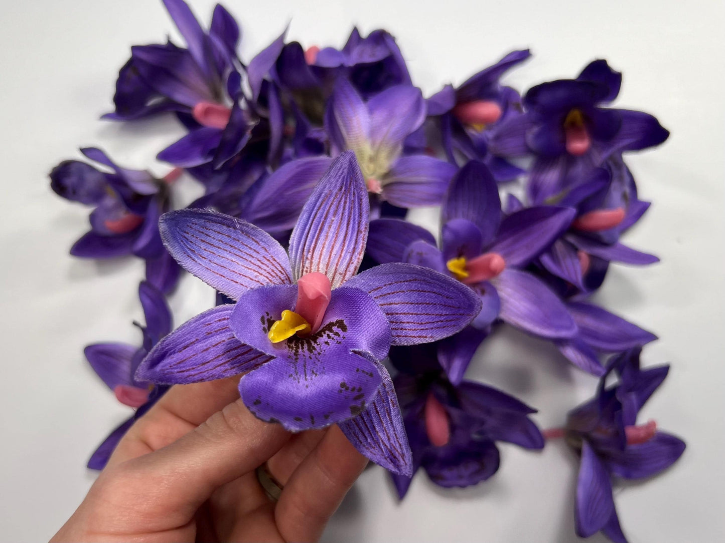 Purple Orchid Heads Artificial 2.5” Magenta Purple Orchid Wedding Silk Flower Heads Tropical Purple Flower Faux Orchid Wedding Decor DIY