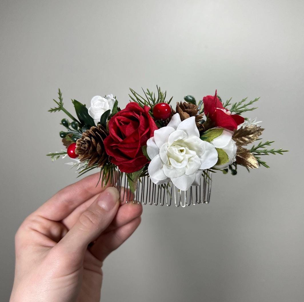 Wedding Christmas Bouquet Bridal White Rustic Bridesmaids Bouquet Red Winter Christmas Tree Pine Red Berries Artificial Flowers Winter