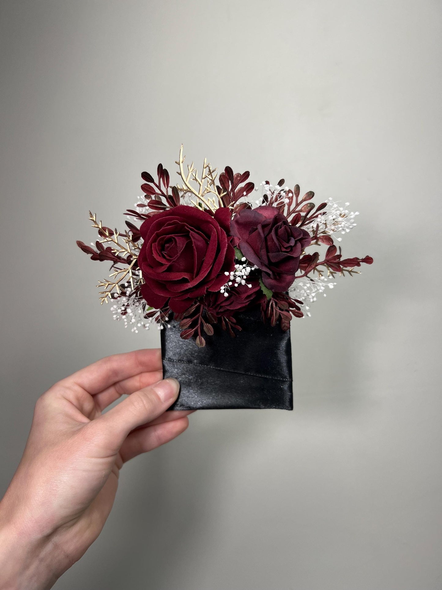 Burgundy Corsage Wedding Wrist Corsage Burgundy Gold Bridesmaids Baby Breath Corsage Wine Red Prom Corsage Maroon Artificial Flower