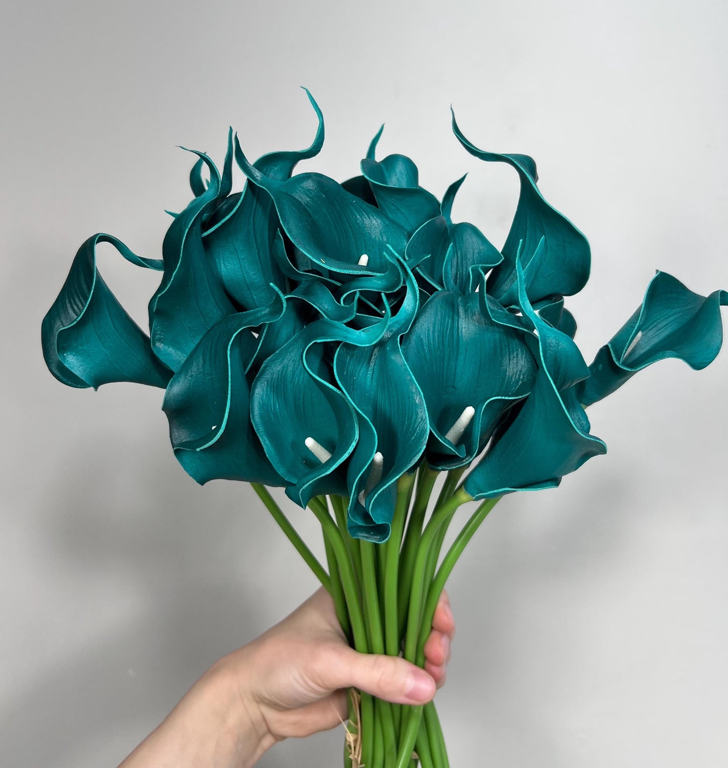 Dark Teal Calla Lily Artiticial Peacock Blue Green Flowers with Stems Calla Lilies Teal Real Touch Wedding Teal Calla Lily Craft Supplies