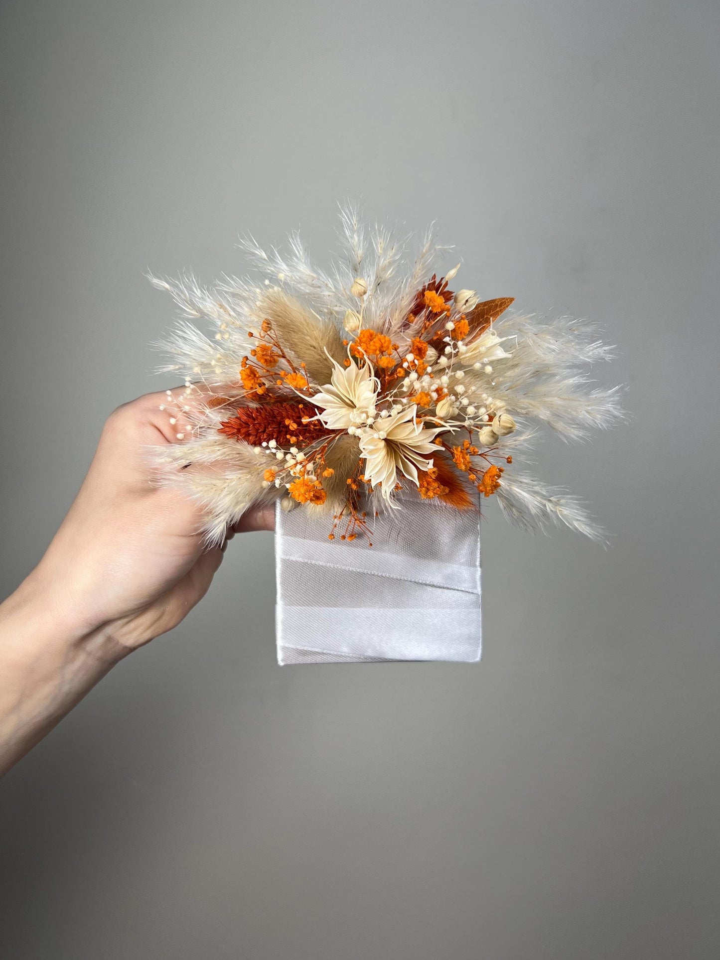 Terracotta Corsage Wedding Burnt Orange Boho Wrist Corsage Bridesmaids Baby Breath Terracotta Mom Corsage Pampas Grass Artificial Flowers