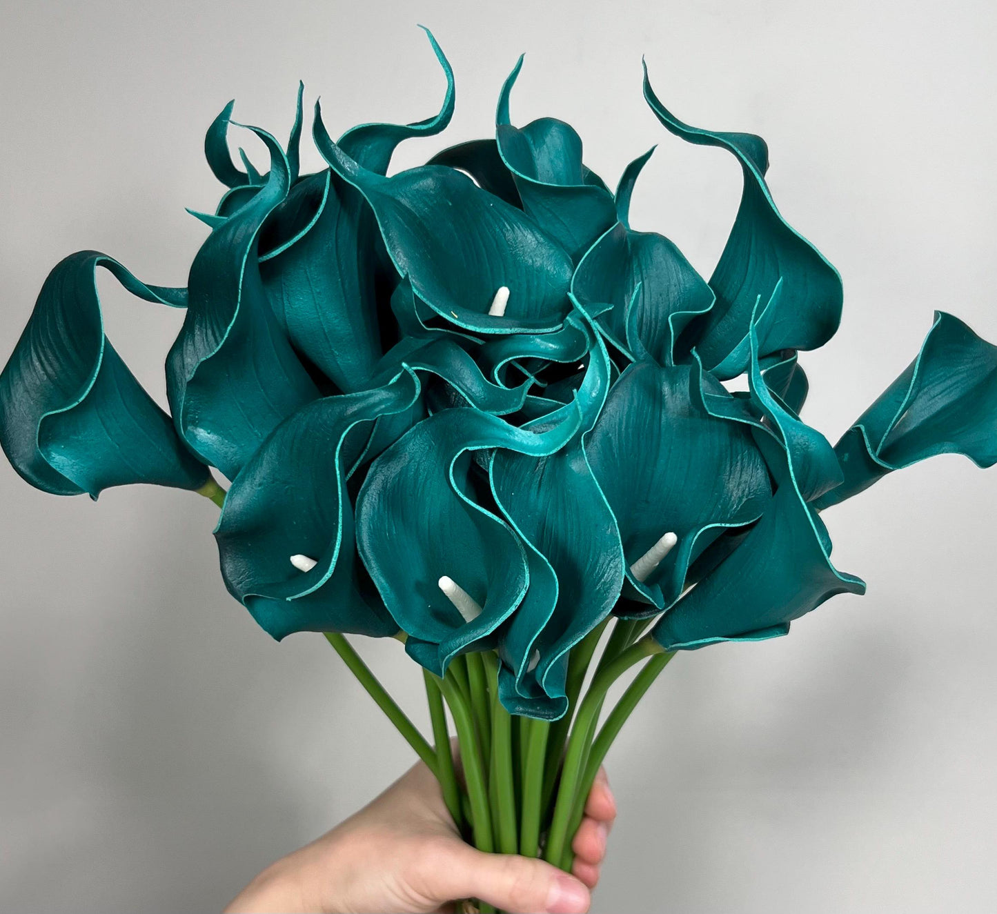 Dark Teal Calla Lily Artiticial Peacock Blue Green Flowers with Stems Calla Lilies Teal Real Touch Wedding Teal Calla Lily Craft Supplies