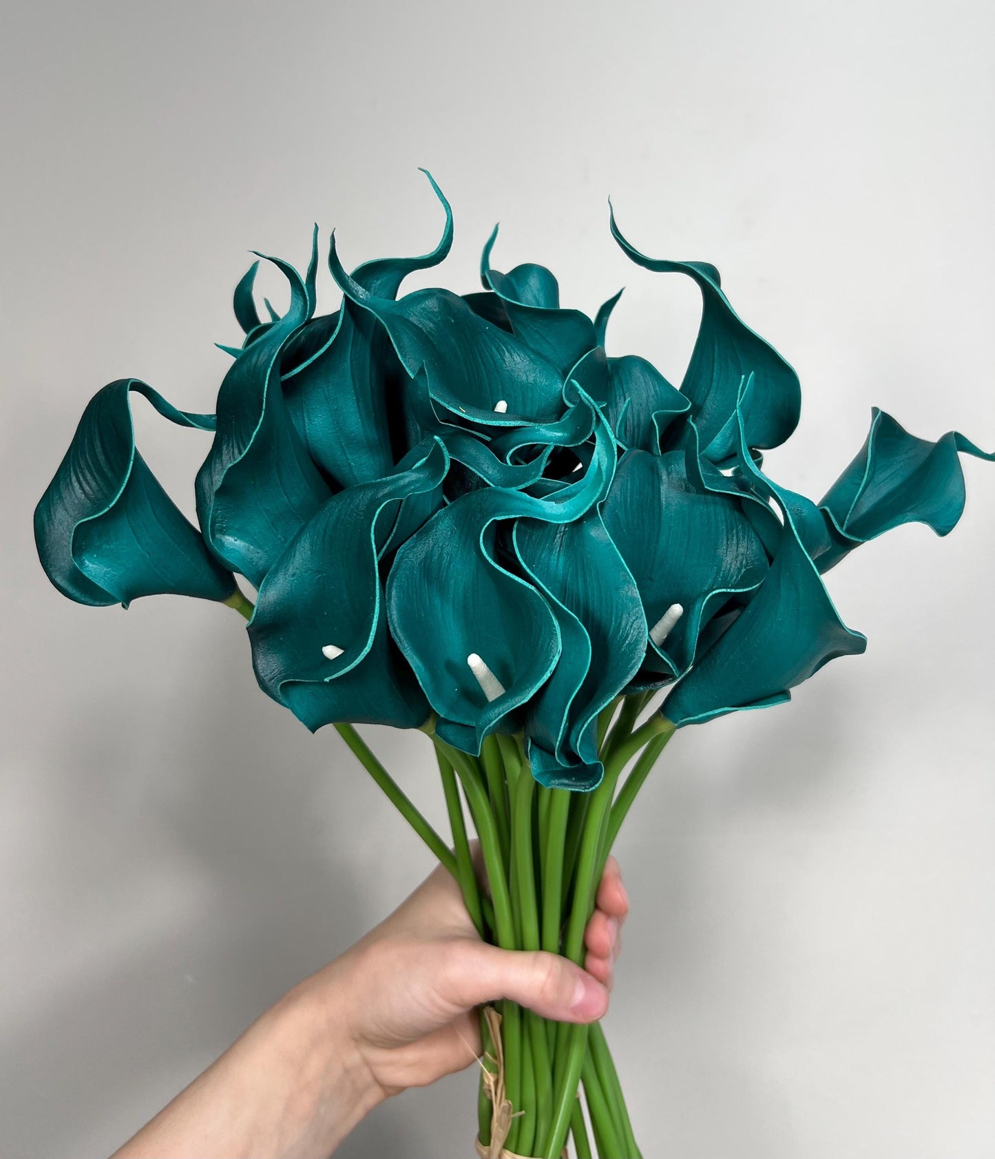 Dark Teal Calla Lily Artiticial Peacock Blue Green Flowers with Stems Calla Lilies Teal Real Touch Wedding Teal Calla Lily Craft Supplies