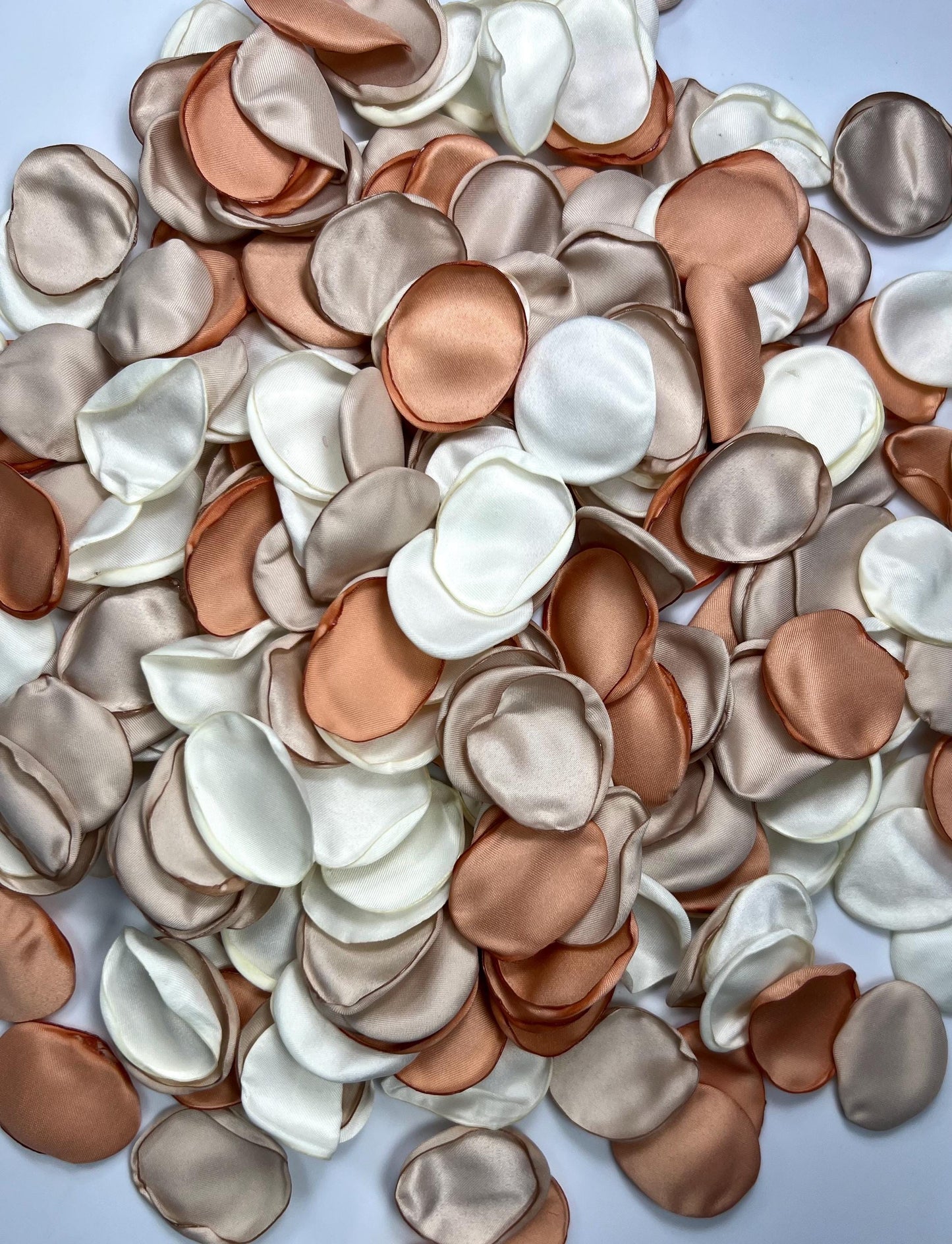 Ivory Beige Petals Wedding Decor Flower Girl Petals Champagne Aisle Decor Flower Petals Soft Gold Ceremony Decor Confetti Satin Petals