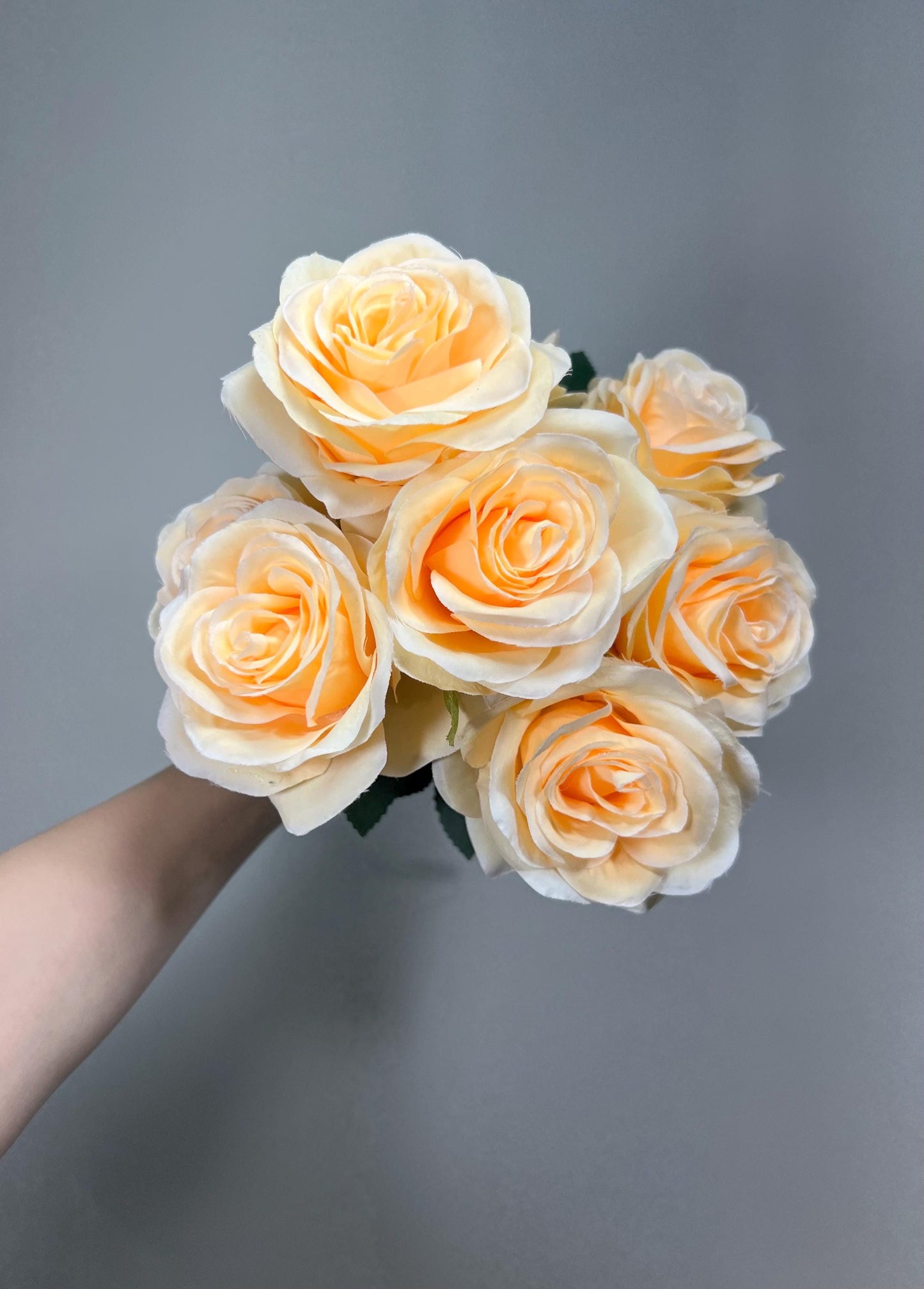 Champagne Flowers 1 Bundle Artificial Cream Flowers Wedding Soft Peach Flowers Silk Bouquet Ivory Flower Heads with Stems Pale Apricot