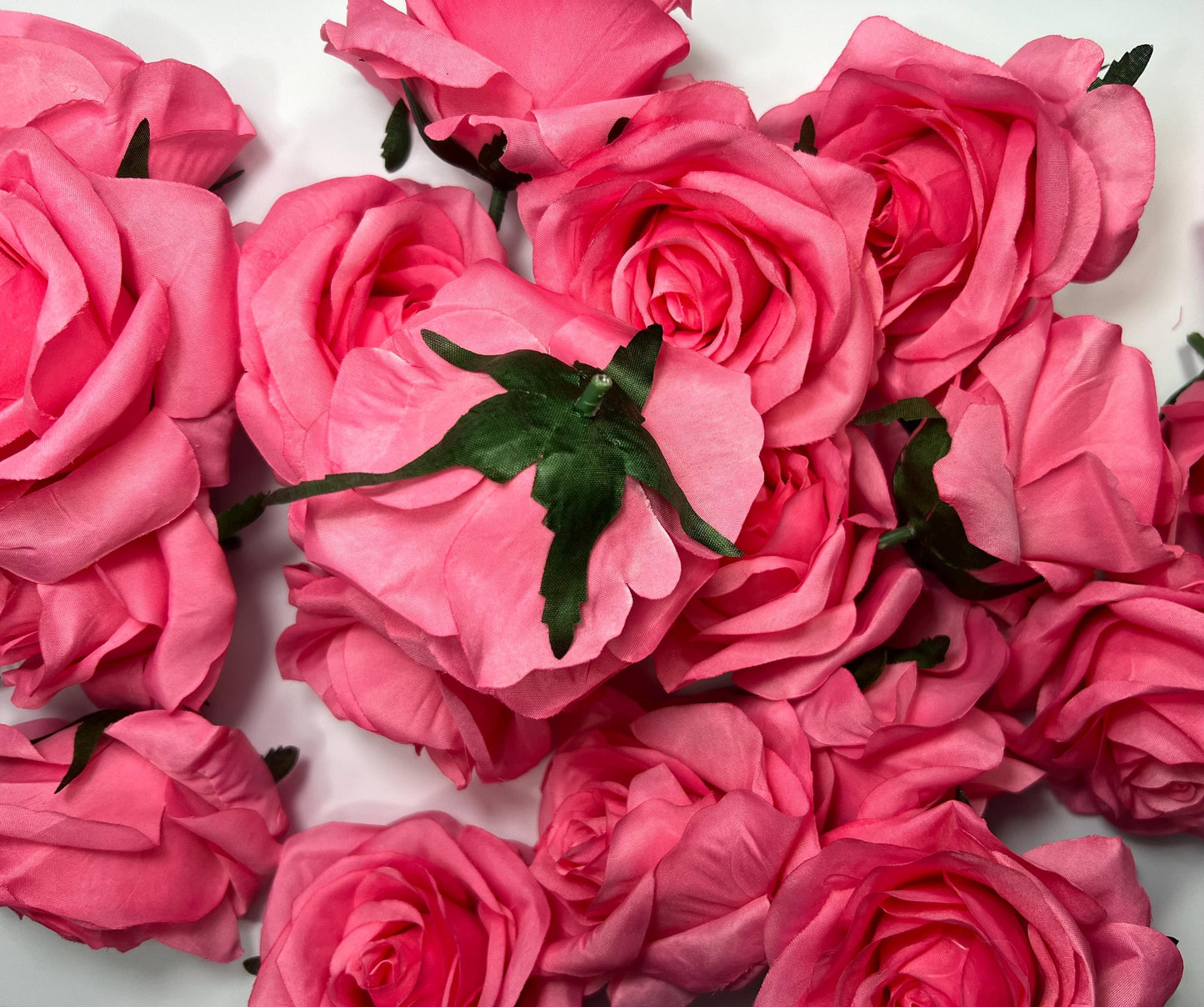 Hot Pink Flower Heads Wedding Fuchsia Artificial Flowers Wedding Bright Pink Rose Head Silk Magenta Pink Neon DIY Supplies Bouquet Roses