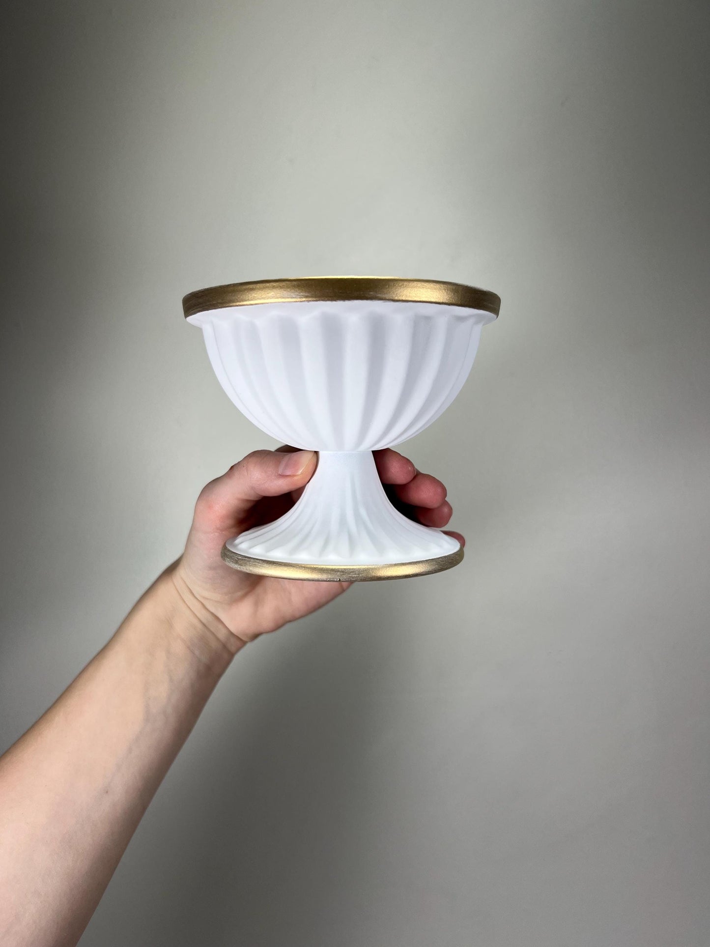 White Vase for Centerpiece Wedding Gold Vase Compote Metal Small Vase Flower Centerpiece Pedestal Vase Wedding Home Decor Gold Bowl Vase