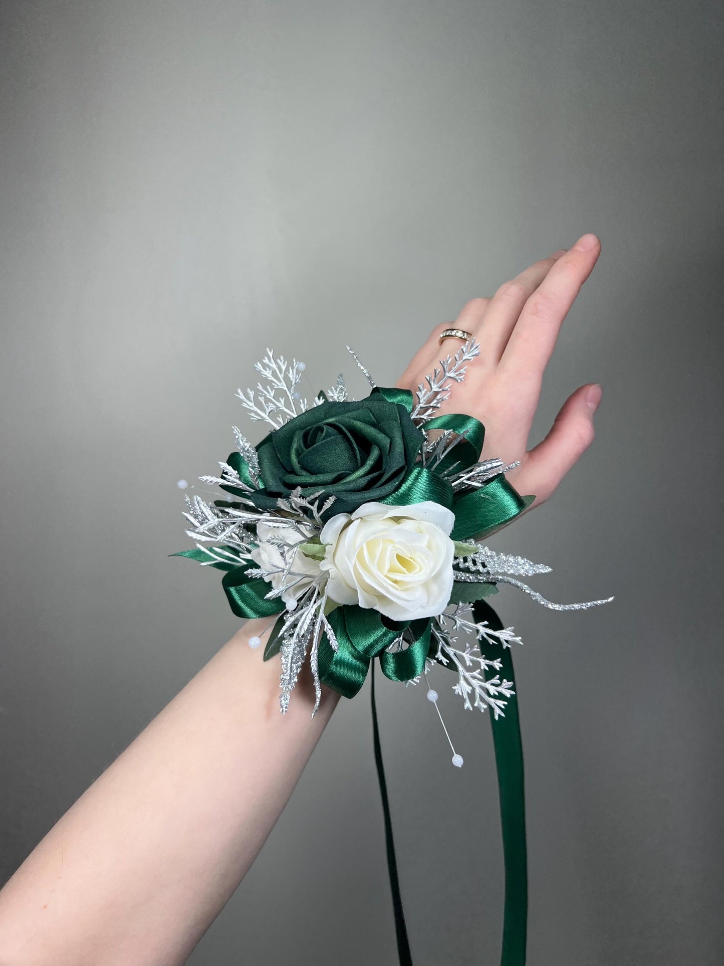 Emerald Green Corsage Wedding White Metallic Silver Hunter Green Dark Wrist Bridesmaids Sparkly Corsage Prom with Ribbon Artificial Flowers