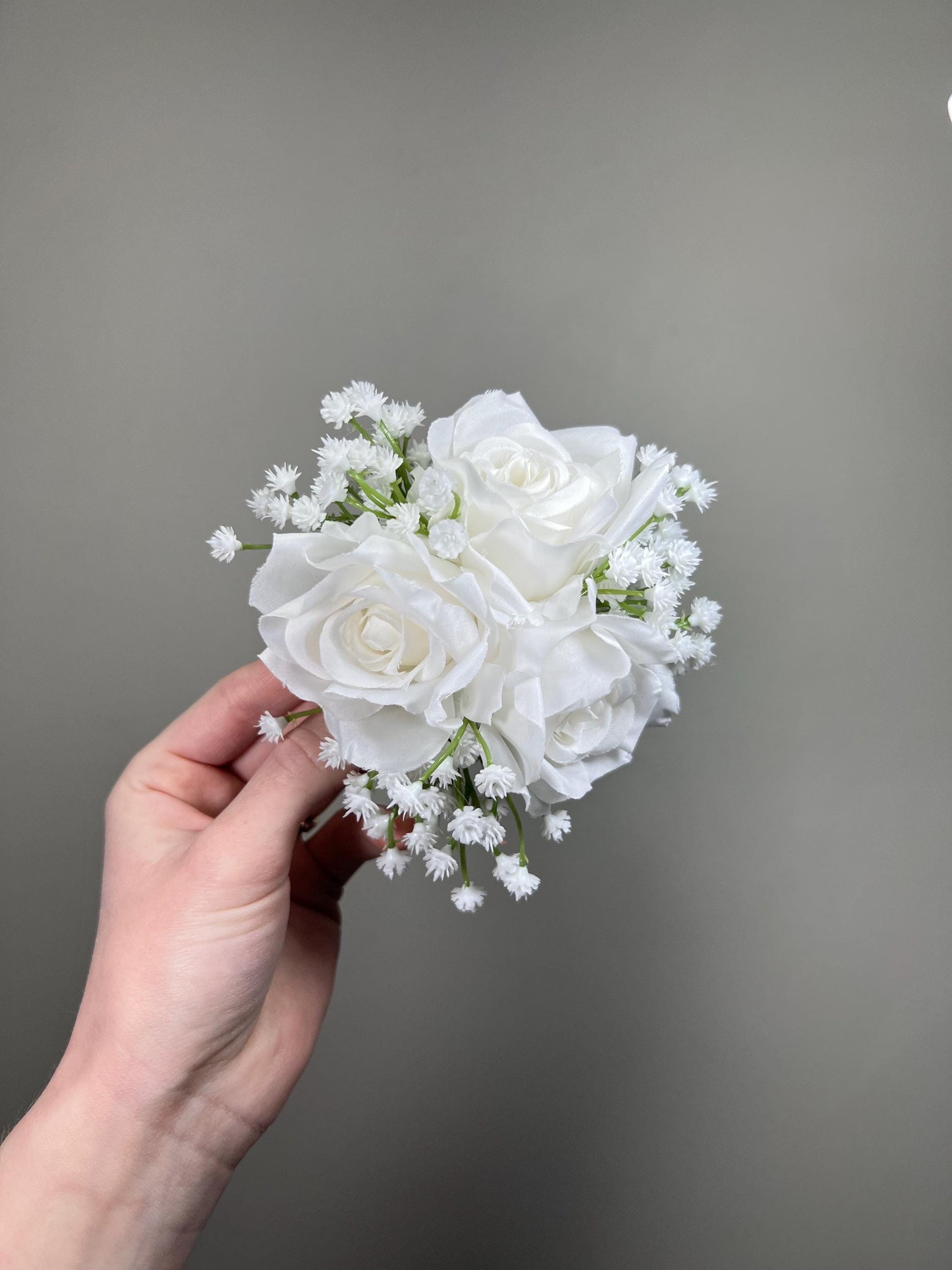 White Cake Decoration Wedding Baby Breath Cake Arrangement Artificial Flowers White Roses Floral Cake Decor Silk