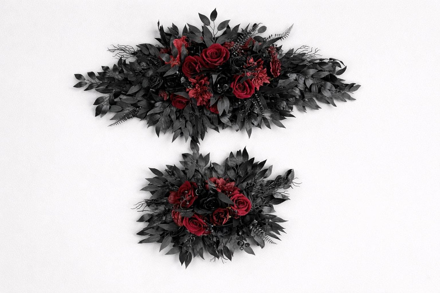 Black Burgundy Arch Flowers, Gothic Wedding Arch Decor, Dark Red Floral Swag, Moody Ceremony Backdrop, Black Arbor Arrangement Ties