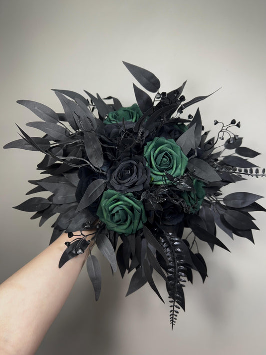 Black Emerald Green Bouquet, Wedding Bridal Gothic Bouquet, Bridesmaids Dark Green Black Bouquet, Hunter Green Black Artificial Flowers