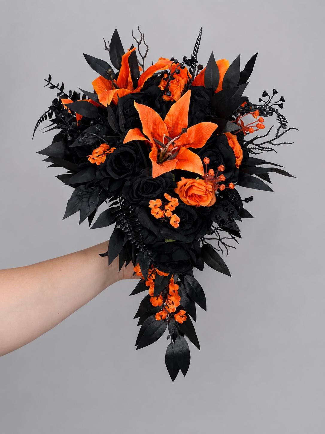 Black Orange Wedding Bouquet, Bridal Cascading Gothic Bouquet, Black Orange Cascade Bouquet, Halloween Bridesmaids Flowers,Artificial Flower