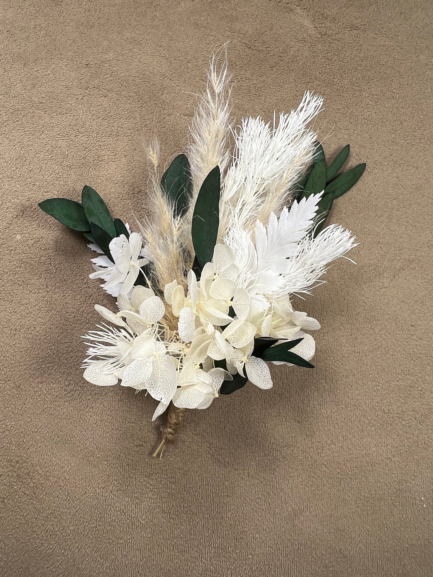 Wedding Boutonnière Boho White Wedding Ivory Groom Boutonniere Groomsmen Decor Bridal Hydrangea Dried Eucalyptus Baby Breath Pampas Grass