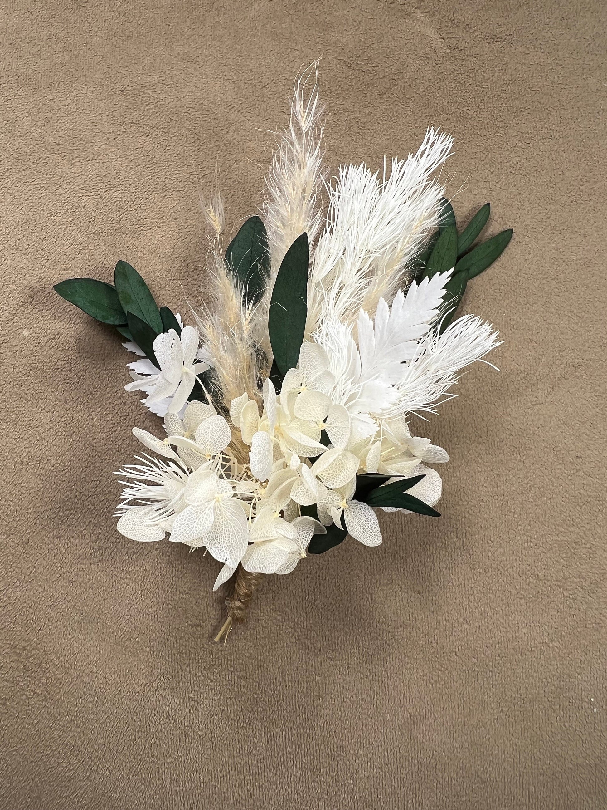 Wedding Boutonnière Boho White Wedding Ivory Groom Boutonniere Groomsmen Decor Bridal Hydrangea Dried Eucalyptus Baby Breath Pampas Grass