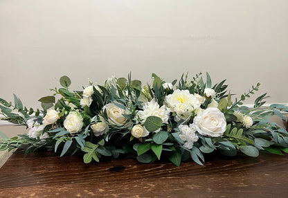 White Sweetheart Wedding Table White Ivory Aisle Arrangement Centerpiece Table Decor White Sweetheart Ivory Eucalyptus Artificial Flowers