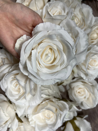 Ivory Artificial Flowers Head Rose White High Quality Wedding Fake Roses Ivory Silk Bridal Clearance Accessories Decorative Home Decor DIY