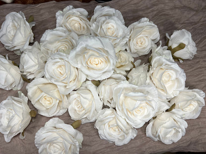 Ivory Artificial Flowers Head Rose White High Quality Wedding Fake Roses Ivory Silk Bridal Clearance Accessories Decorative Home Decor DIY