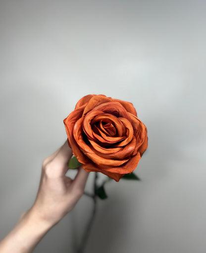 Burnt Orange Artificial Flowers Head Rose Terracotta Rust High Quality Wedding Fake Roses Stem Home Decor Silk Bridal Accessories Decorative