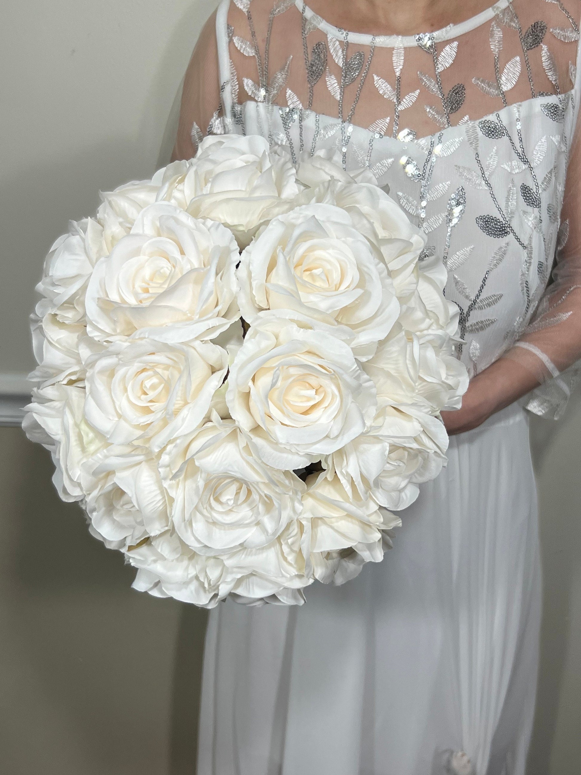 Wedding Bouquet White Bridal Wedding Ivory Classic Rose Bridesmaids Decor Handmade Artificial Faux Flower White Bouquet Rose Decoration