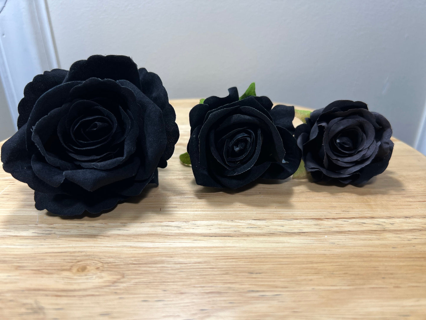 Black Artificial Flowers Head Rose Black High Quality Wedding Fake Roses Home Decor Silk Bridal Accessories Decorative DIY Supplies