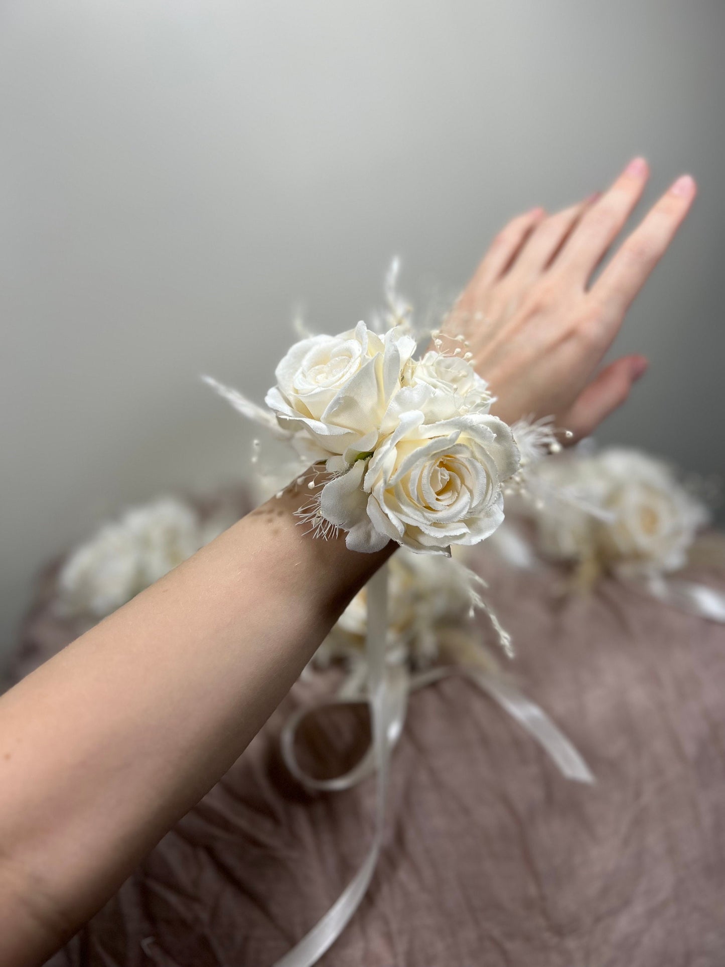 Wedding Corsage White Boho Wedding Wrist Corsage Bridesmaids Decor Corsage Ivory Corsage Prom Artificial Flowers Baby Breath