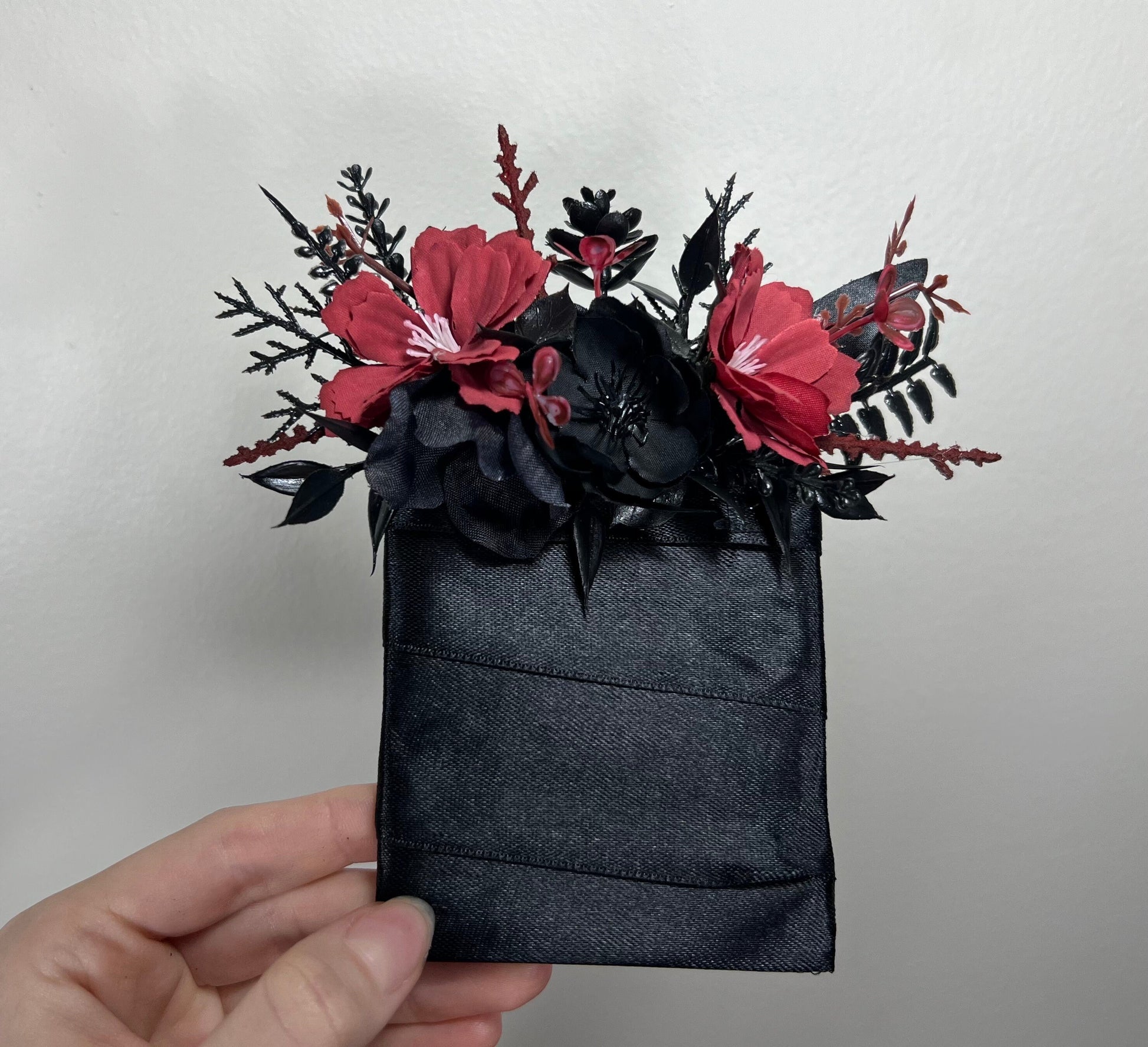 Black Pocket Boutonniere Wedding Groom Boutonnière Square Burgundy Groomsmen Halloween Dusty Rose Burgundy Black Gothic Artificial Flowers