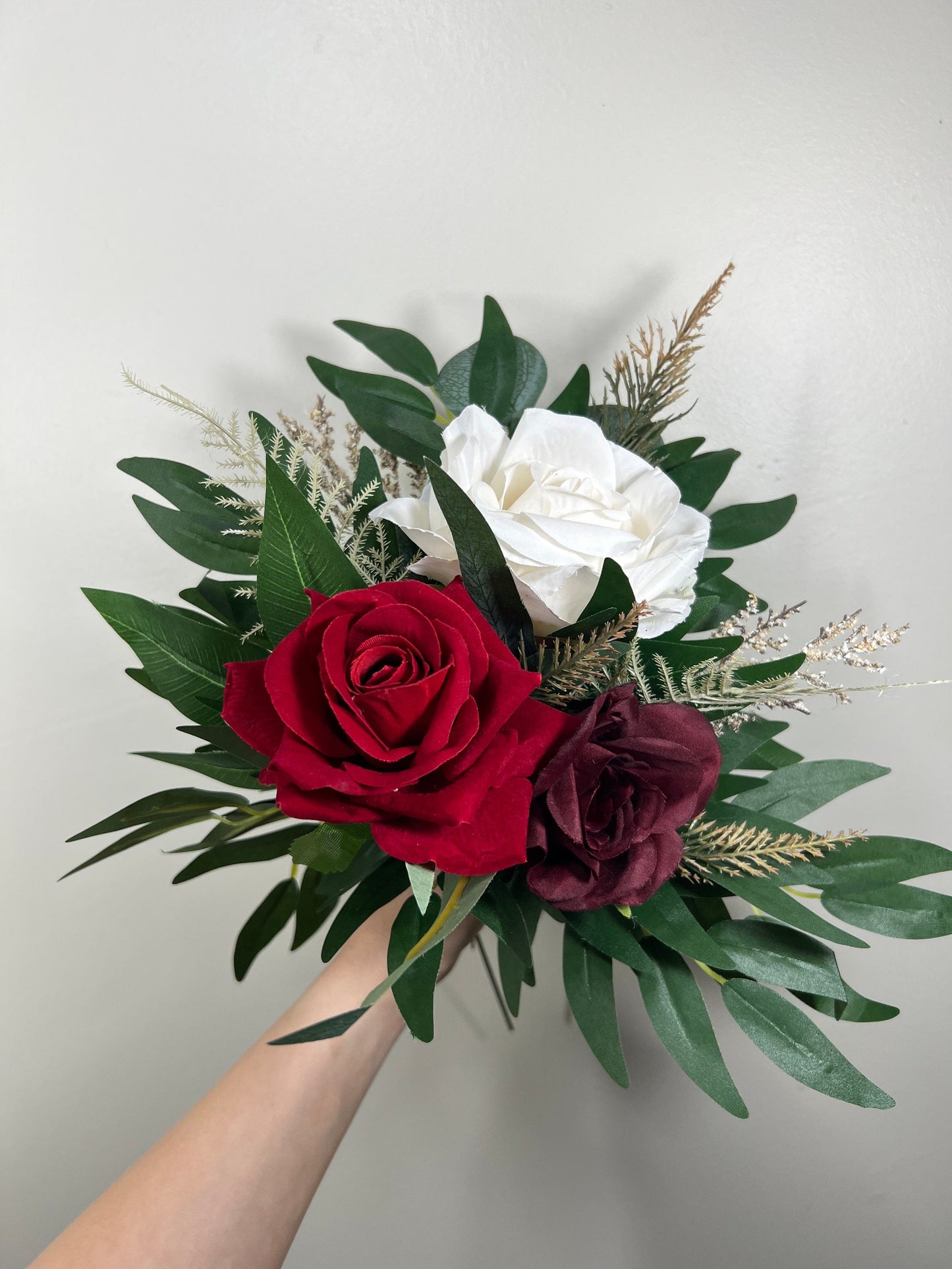 Wedding Centerpiece 3 Flowers Terracotta Boho Table Decor Burnt Orange Brown Cinnamon Small Centerpiece White Greenery Pampas Eucalyptus