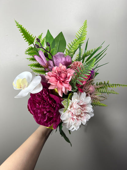 Wedding Centerpiece 3 Flowers Terracotta Boho Table Decor Burnt Orange Brown Cinnamon Small Centerpiece White Greenery Pampas Eucalyptus
