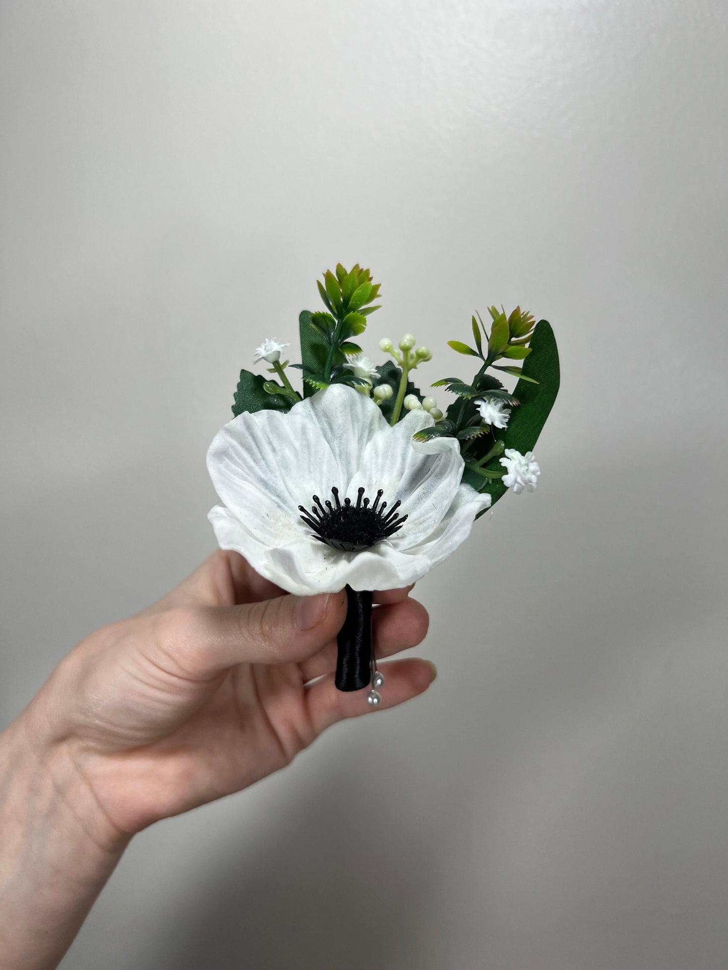 Wedding Bouquet White Anemone Bridal Bouquet Bridesmaids Wedding Black Anemone Bouquet Greenery Ivory Anemone Eucalyptus Artificial Flowers
