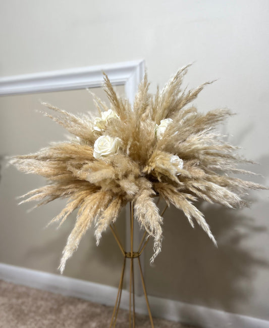 Wedding White Centerpiece Boho Pampas Grass Centerpiece Table Flower Ball Barrel Decor Wiskey Stand Ivory Artificial Flower