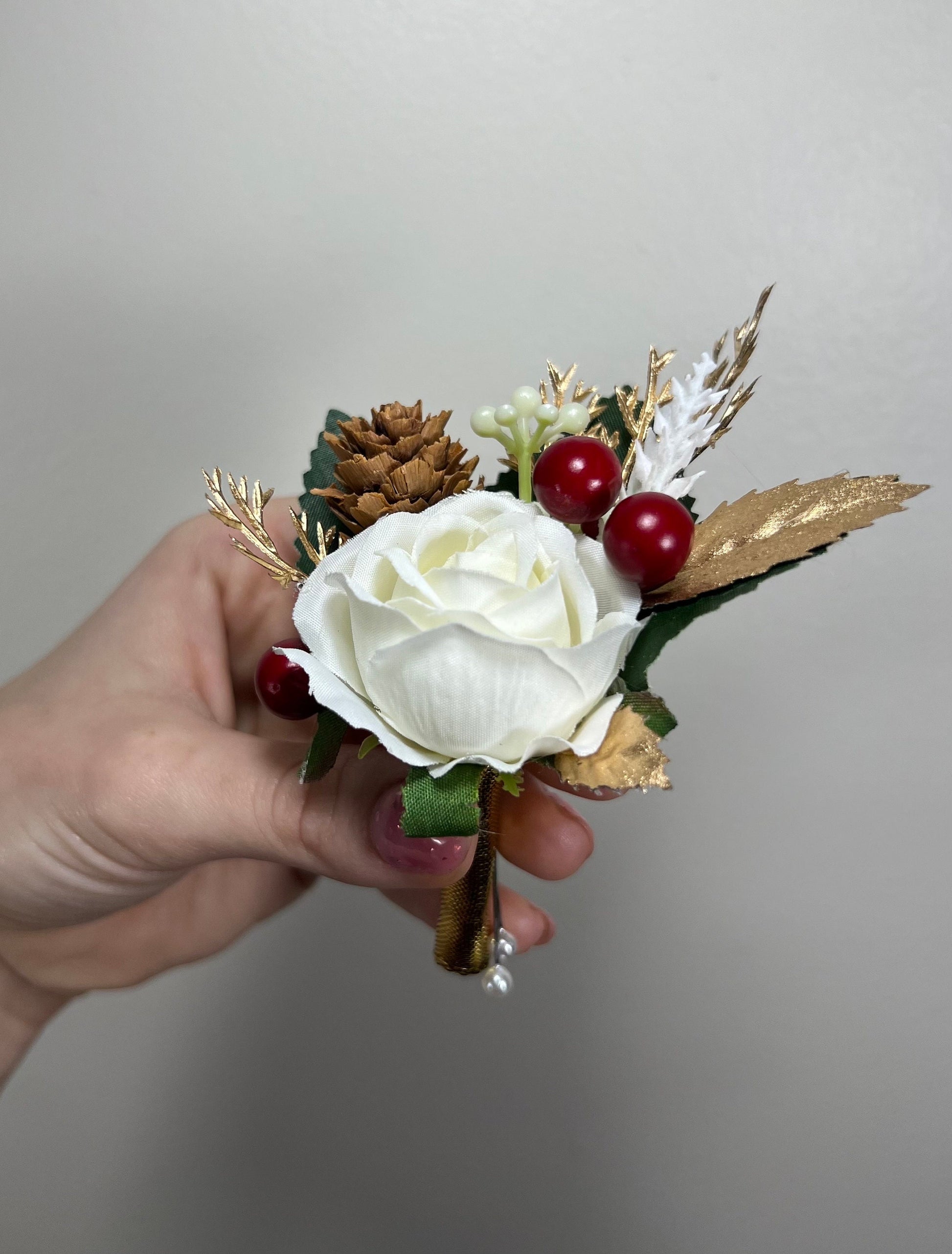 Wedding Christmas Bouquet Winter Bridal White Rustic Bridesmaids Bouquet Christmas Tree Pine Red Berries Artificial Flowers Winter Ivory