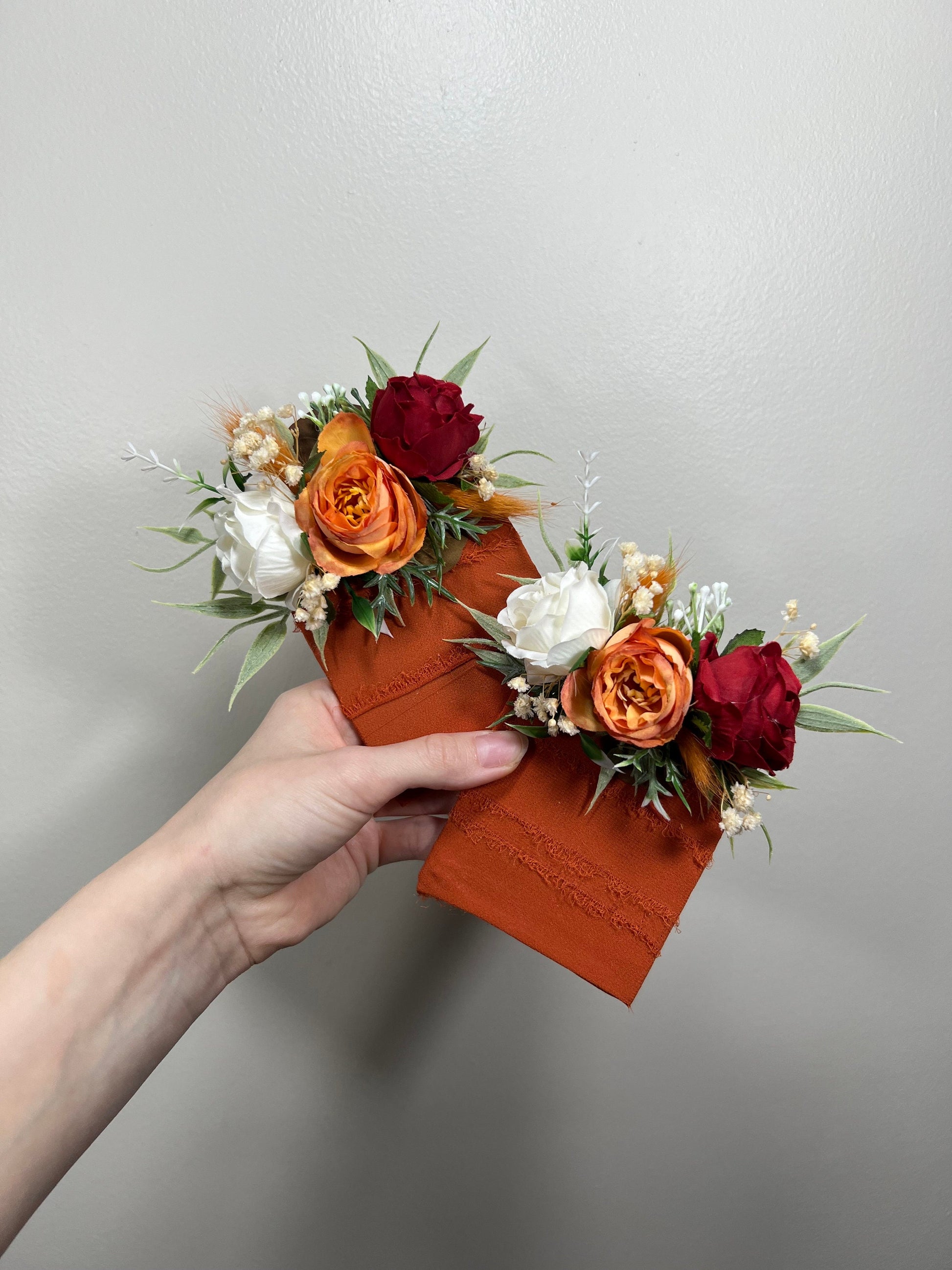 Burnt Orange Pocket Boutonniere, Fall Wedding Flowers, Burgundy Groom Pocket Square, Dark Red Terracotta Rose Groomsmen Boutonniere DUP