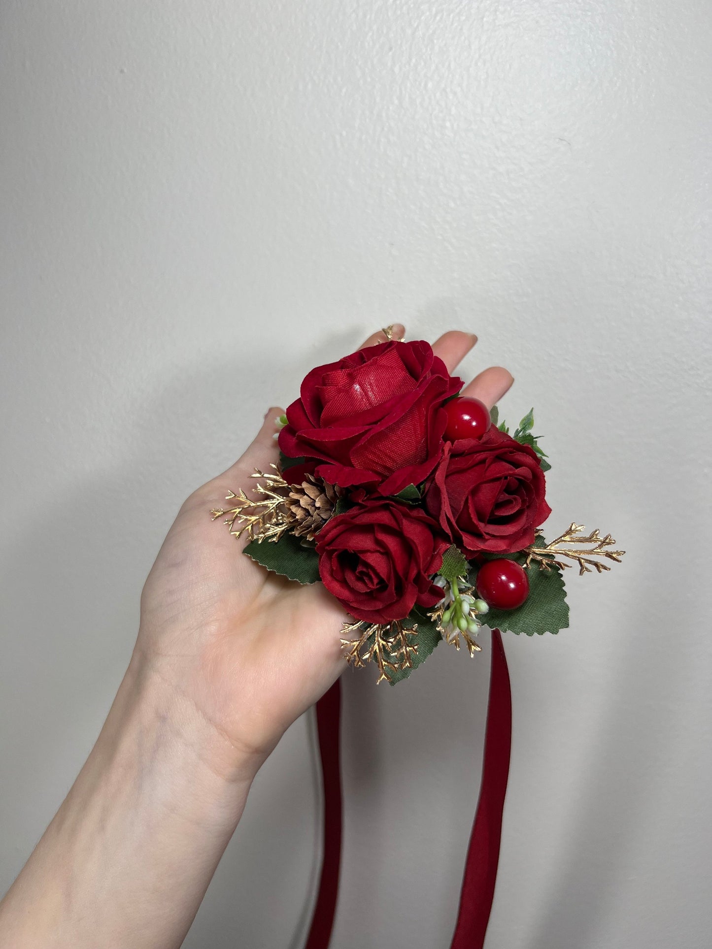 Wedding Christmas Corsage Red Gold Wedding Wrist Corsage Red Bridesmaids Burgundy Corsage Pine Cone Winter Artificial Flowers