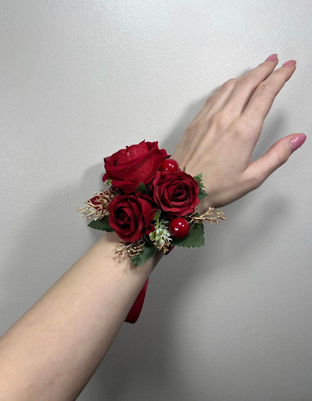 Pocket Boutonniere Christmas Wedding Groom White Red Square Boutonnières Groomsmen Pocket Boutonnière White Winter Boutonniere Pine Cone