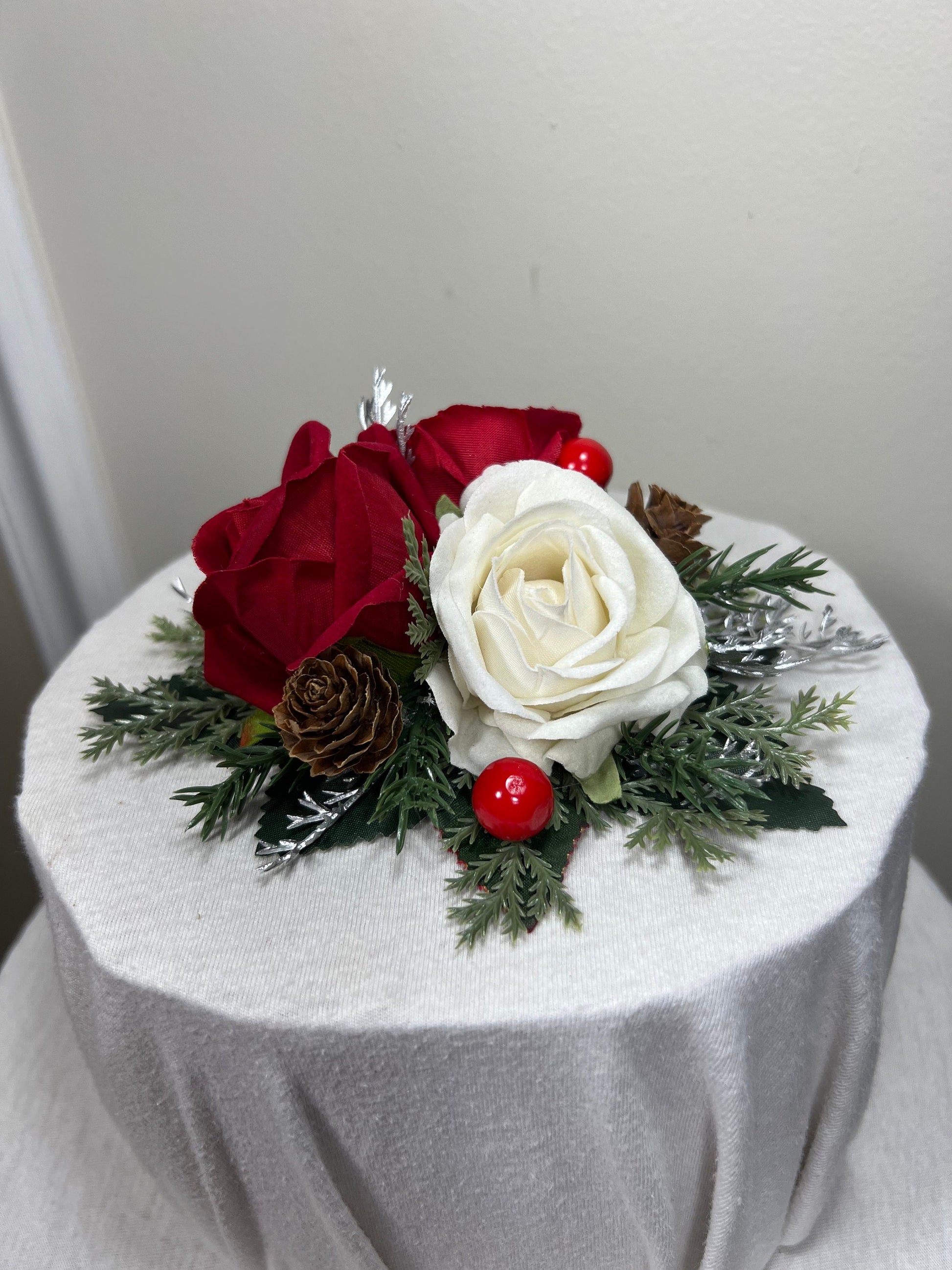Cake Decoration Christmas White Wedding Topper Red Decor Cake Arrangements Wedding Cake Decoration Winter White Pine Cone Artificial Flower