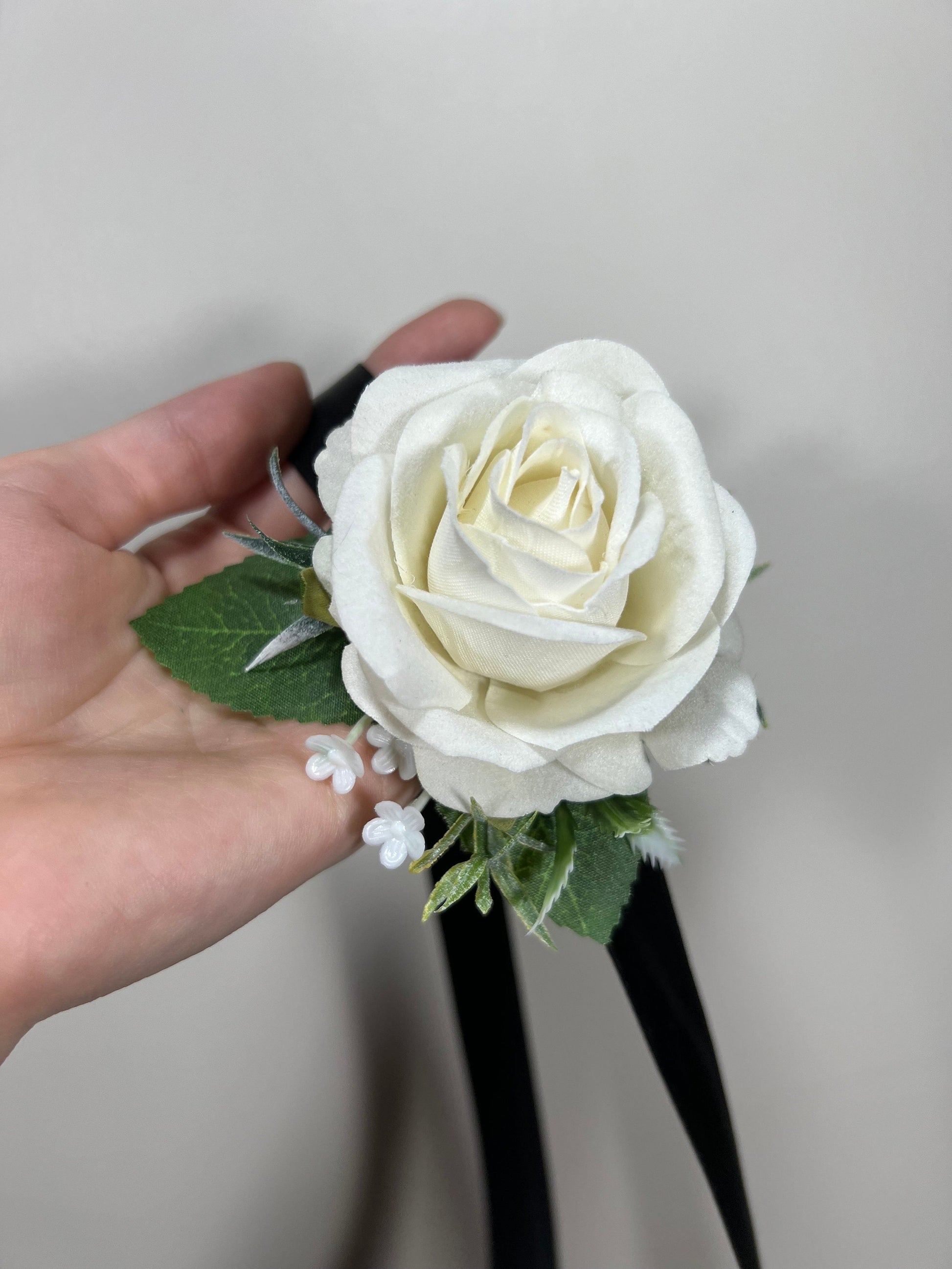 Wedding White Corsage Wrist Ivory Bridesmaids Corsage Ivory Mom Corsage Accessories White Rose Classic Corsage Sage Small Corsage