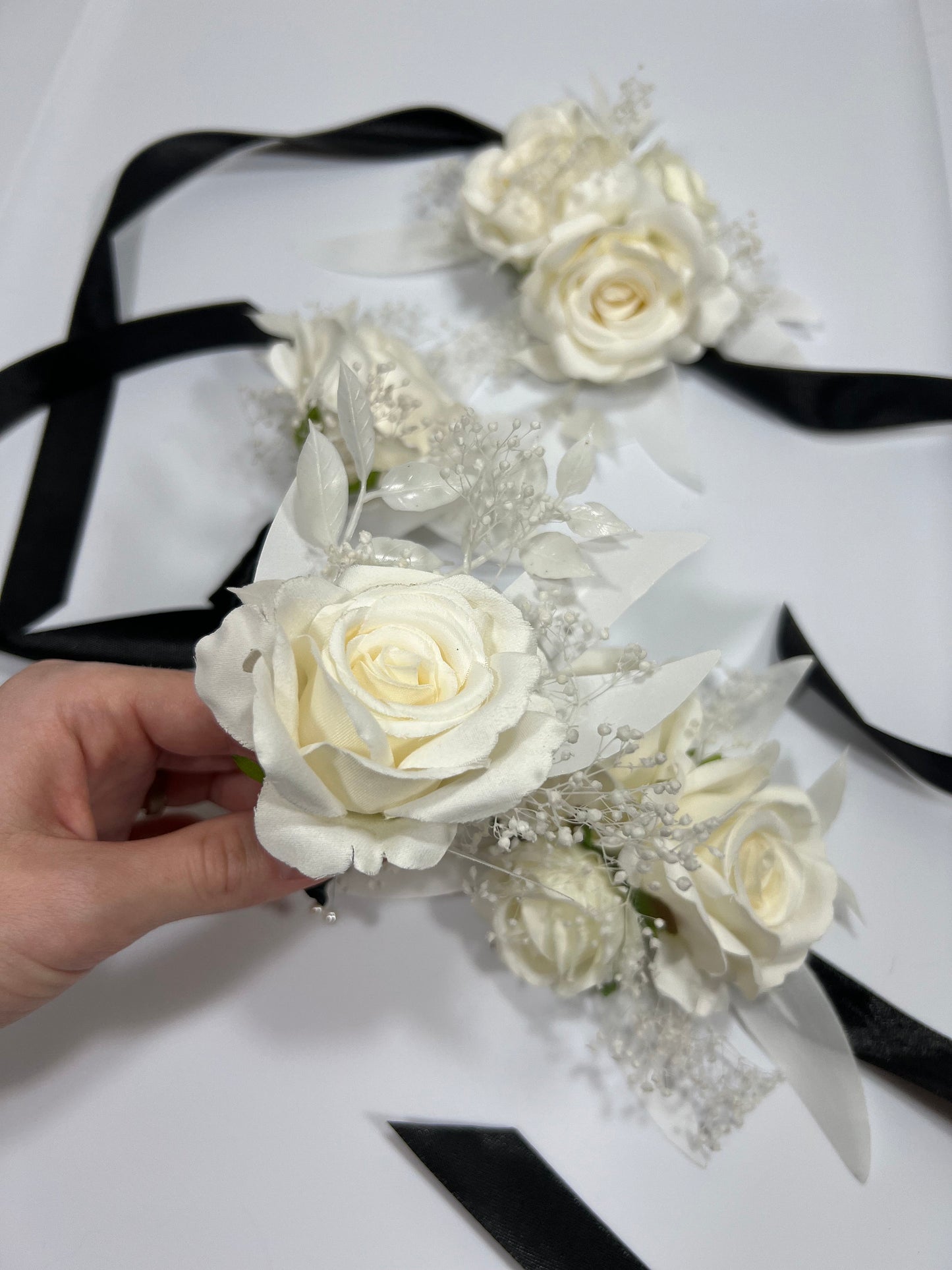 Wedding Corsage White Groom Wedding Groomsmen Boutonnière Ivory Artificial Flowers White Rose Classic Corsage White