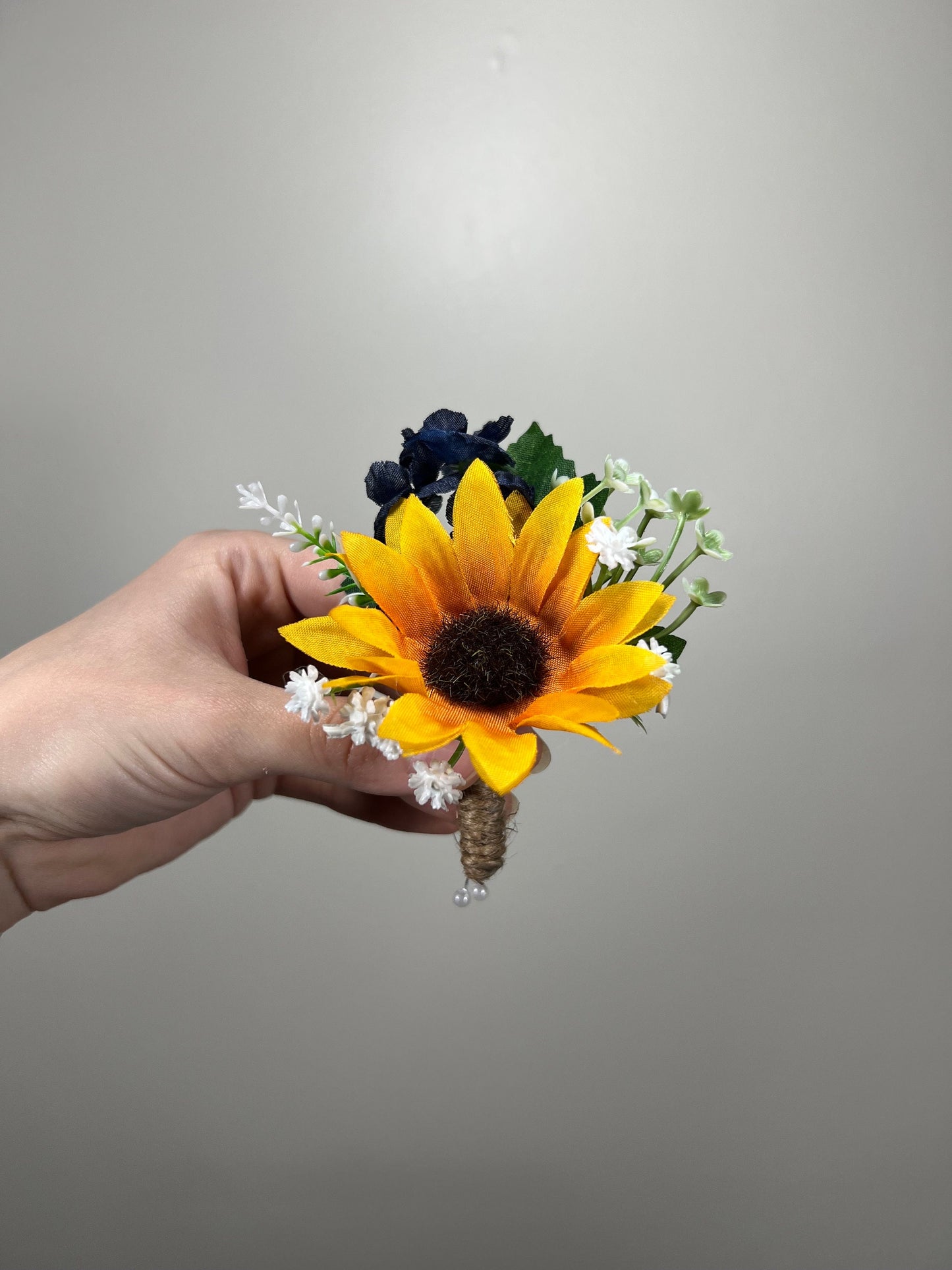 Sunflower Boutonniere Burgundy Groom Boutonnières Groomsmen Sunflower Boutonnière Red Groom Fall Sunflower Artificial Flowers
