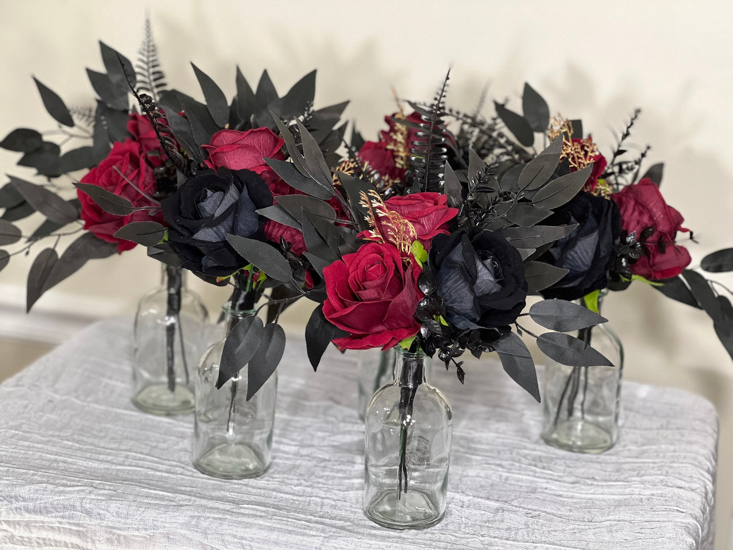 Black Centerpiece 3 Flowers Wedding Gothic Table Decor Burgundy Small Centerpiece Black Gold Centerpiece Table Decor Burgundy Artifical