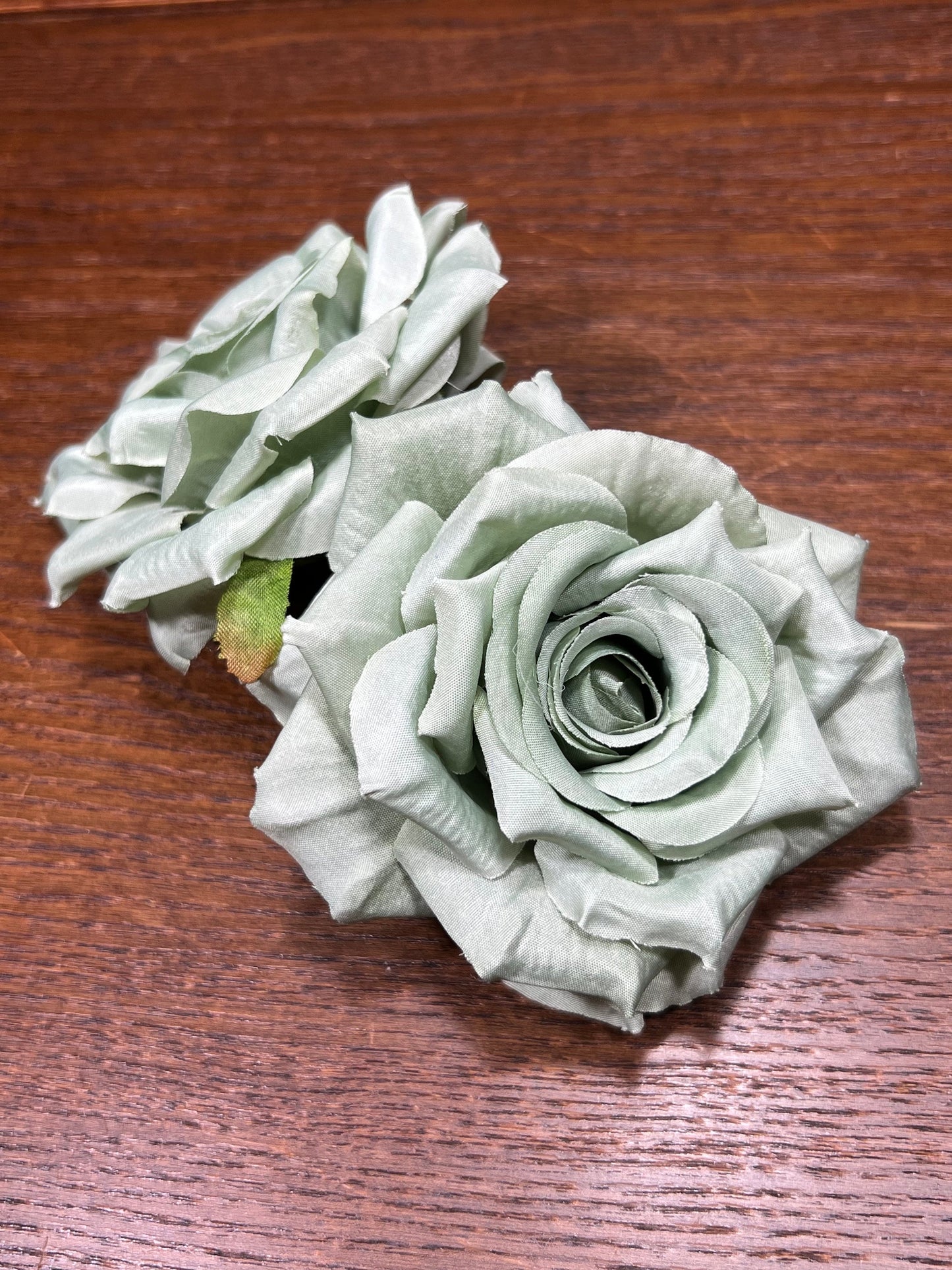 Dusty Sage Green Flower Artificial Flower Head Rose Sage High Quality Wedding Green Fake Roses Silk Accessories Decorative Home Decor DIY