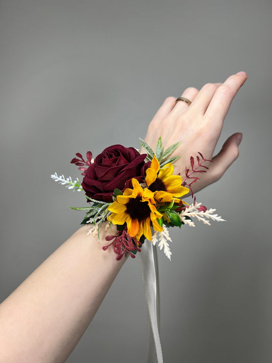 Sunflower Corsage Burgundy Wedding Boutonniere Sunflower Corsage Mom Bridesmaids Corsage Boutonnière Groom Sunflower Fall Artificial Flower