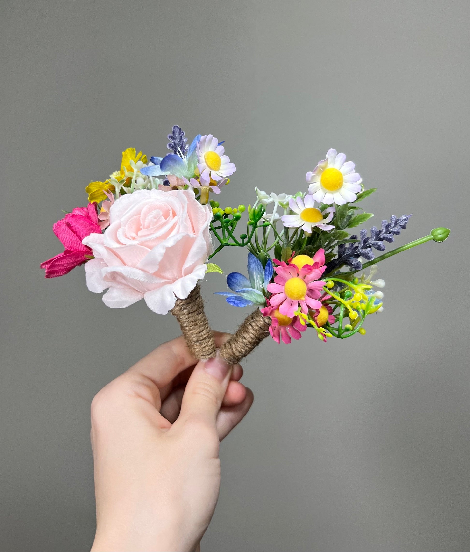Wedding Boutonniere Wild Flower Groom Pink Groomsmen Boutonnière Hot Pink Blue Boutonniere White Lavender Artificial Flower Wild Camomile