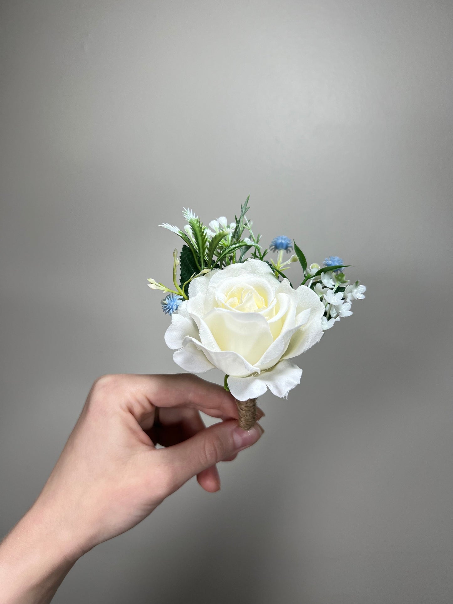 White Boutonniere Wedding Groom Ivory Groomsmen Boutonnière Ivory Artificial Flowers Eucalyptus Blue White Rose Classic Boutonniere Blue